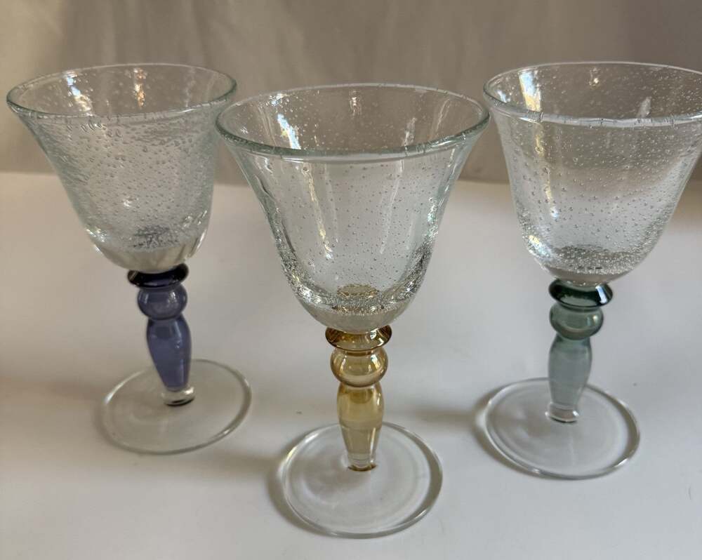 Beautiful Pottery Barn Handblown Bubble Art Glass 8” Wine/Water Goblets Set Of 3